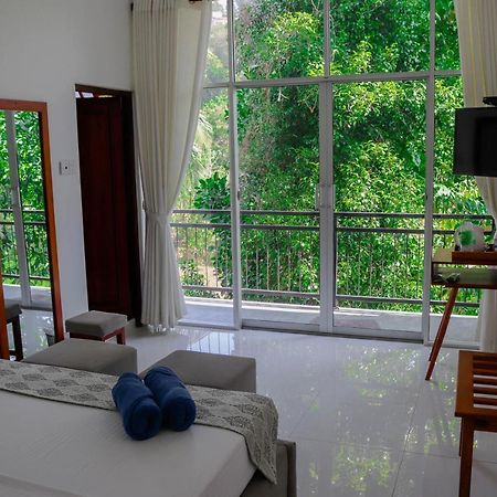 Hill Country Villa แคนดี้ ภายนอก รูปภาพ