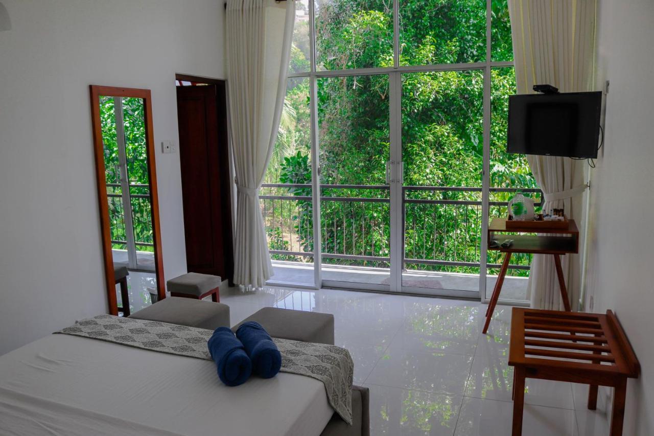 Hill Country Villa แคนดี้ ภายนอก รูปภาพ